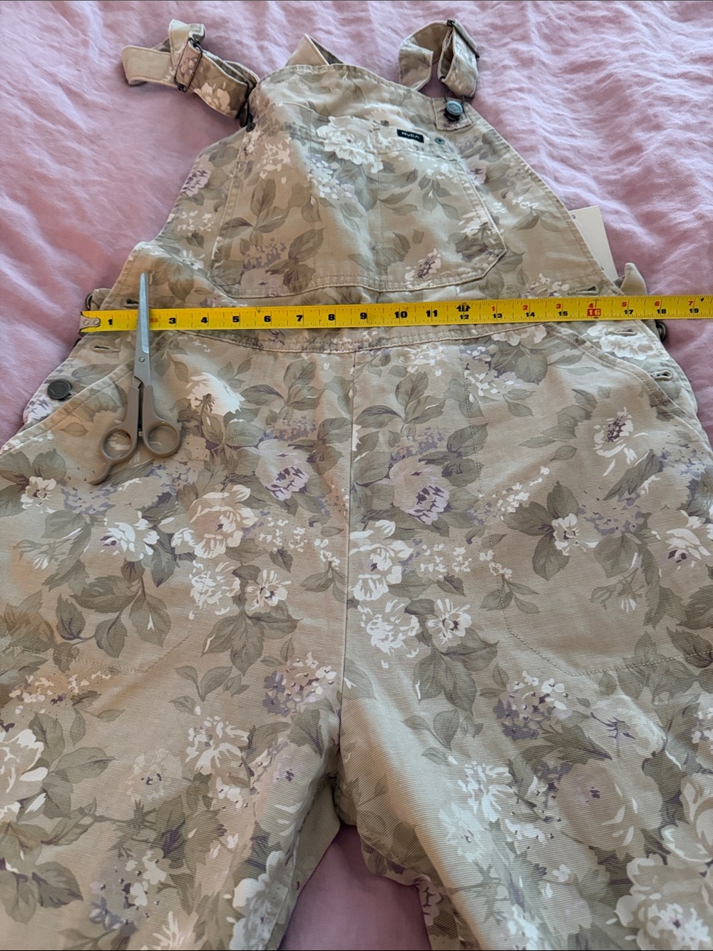 NEW Overalls Floral RVCA - Picture 8 of 11